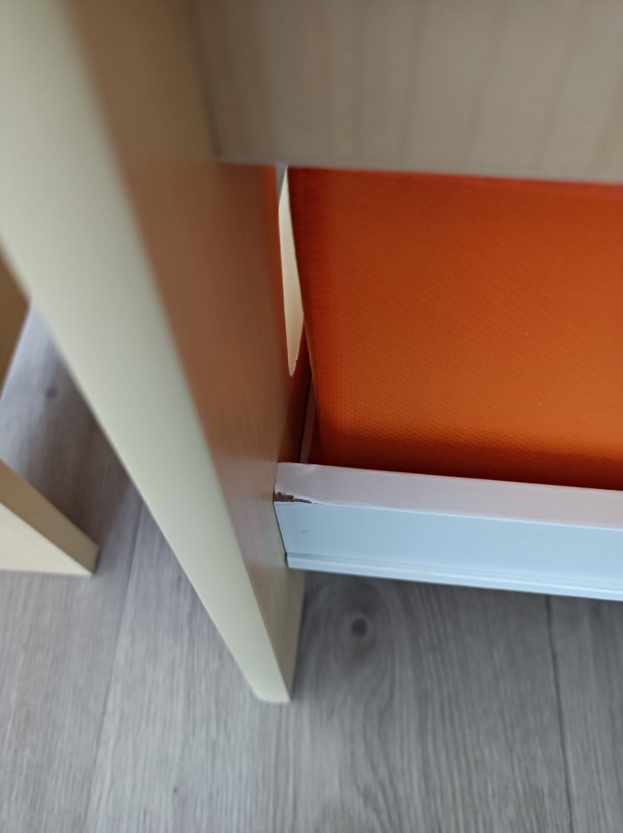 Avis Table et Chaise Cube Montessori pour Enfant avec Rangement – Costway