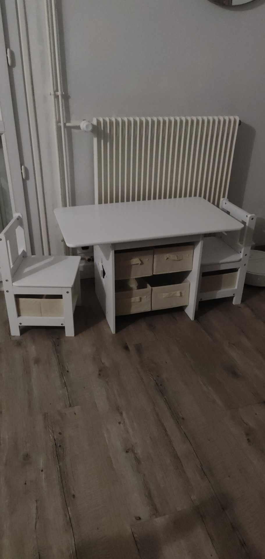 Avis Table et chaises Montessori Yorbay pour enfants avec rangement intégré