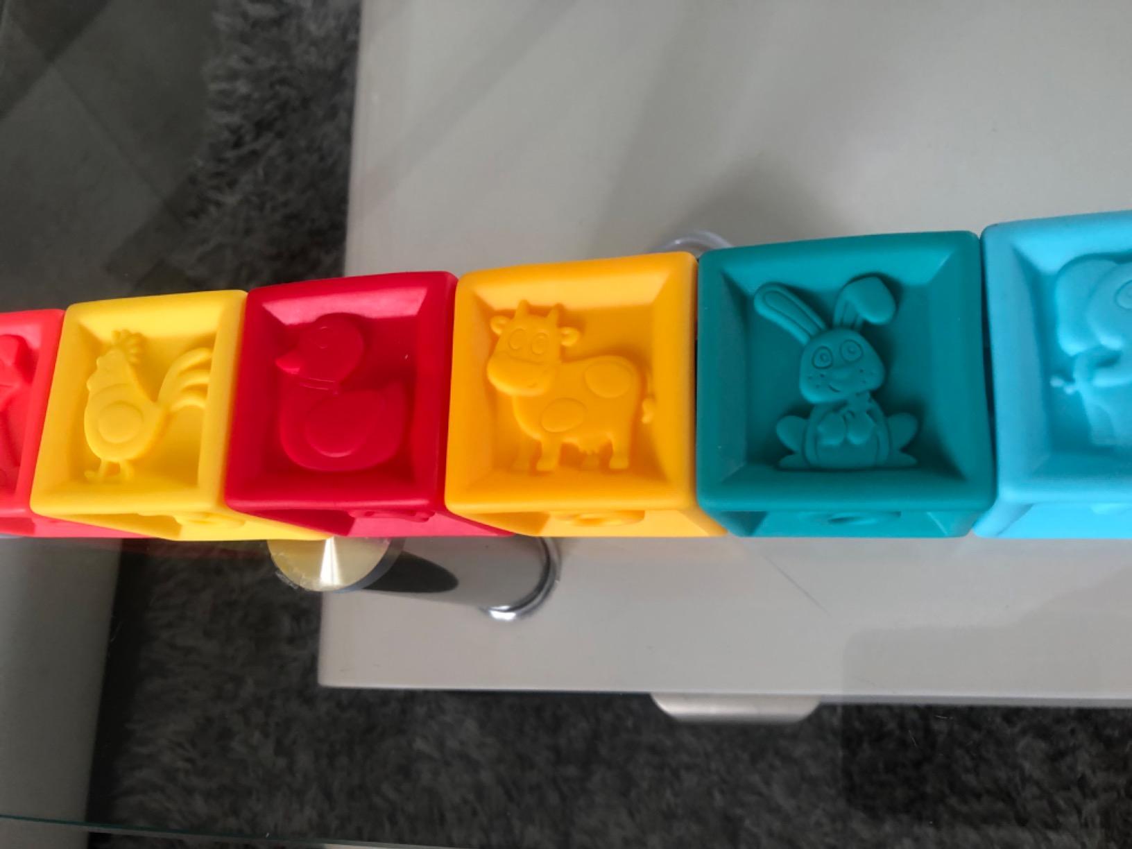 Avis Cubes emboîtables Montessori : jeu d’éveil et de motricité fine dès 10 mois