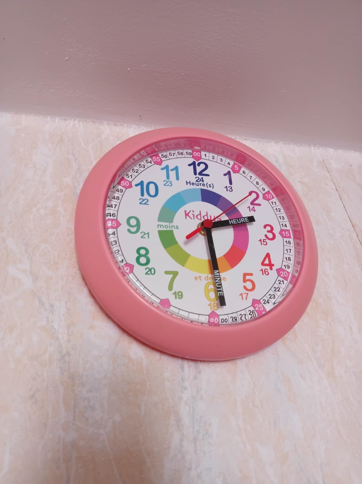 Avis Horloge éducative Montessori Kiddus pour enfants : apprendre l’heure facilement