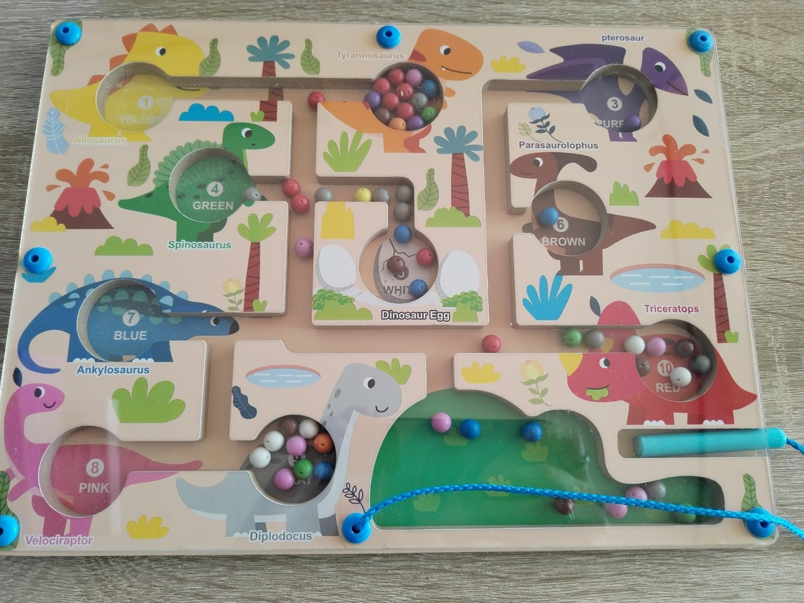 Avis Labyrinthe magnétique Montessori : jeu éducatif pour apprendre les couleurs et compter