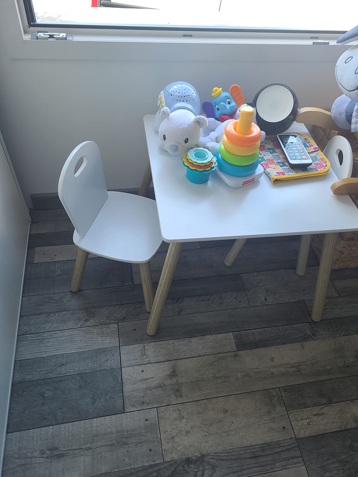 Avis Table et chaises Montessori Kesper en panneau de fibres pour enfant