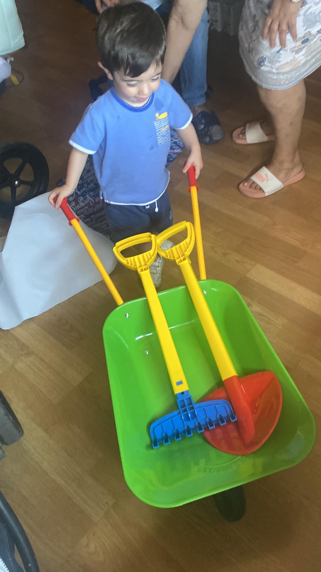 Avis Brouette enfant Montessori Rolly Toys : jouet de jardinage dès 2,5 ans