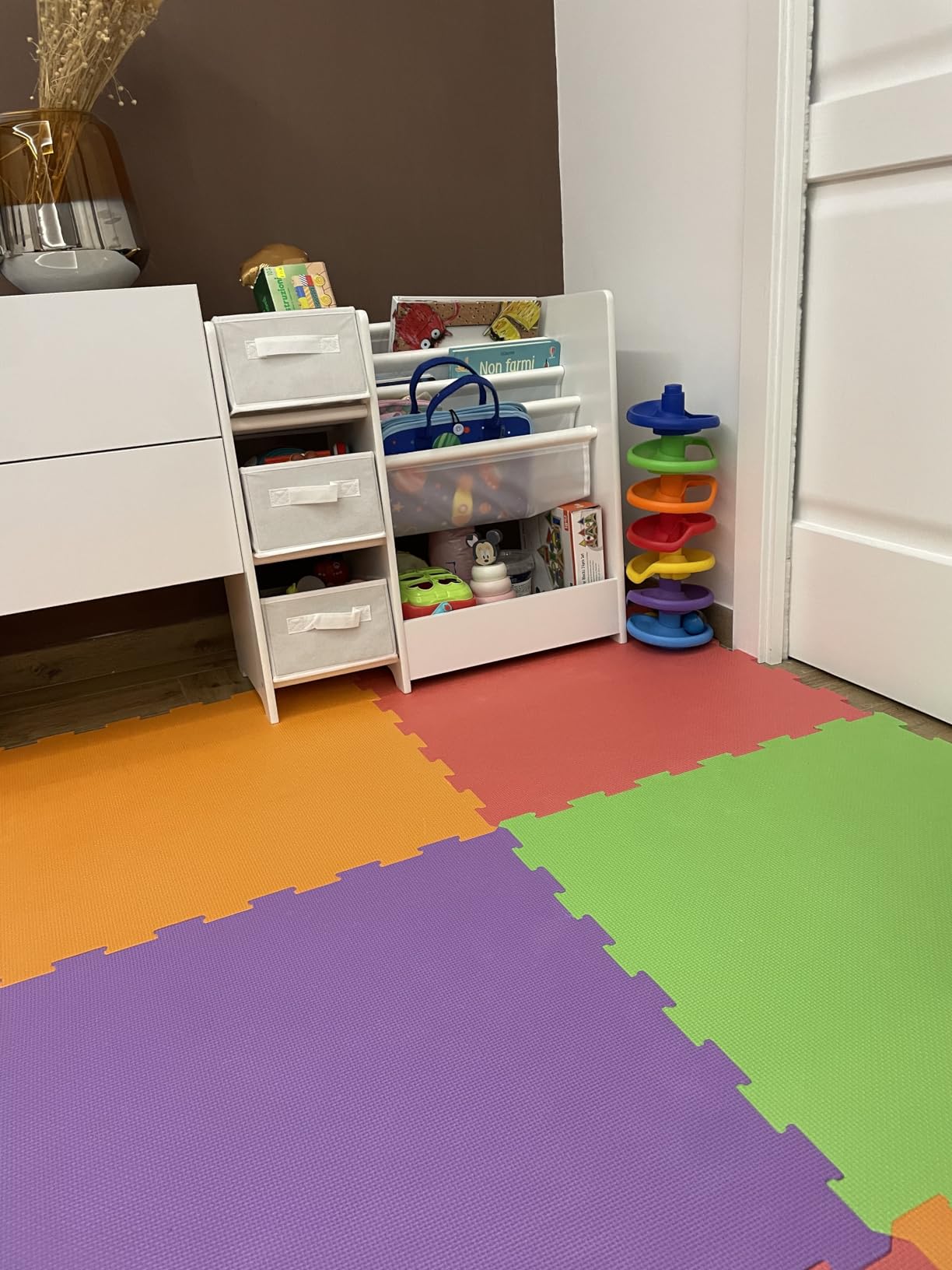 Avis Bibliothèque Montessori Lestarain : rangement livres et jouets avec boîtes amovibles