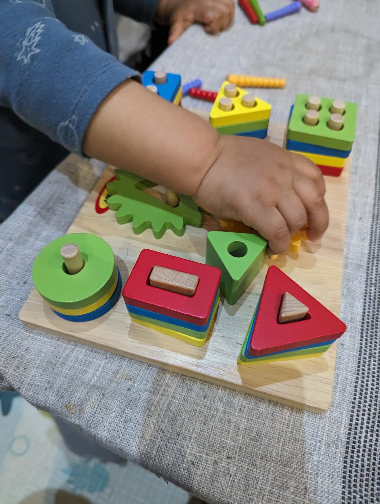 Avis Planche d’activités Montessori TOTJOY : le casse-tête éducatif pour enfants dès 2 ans