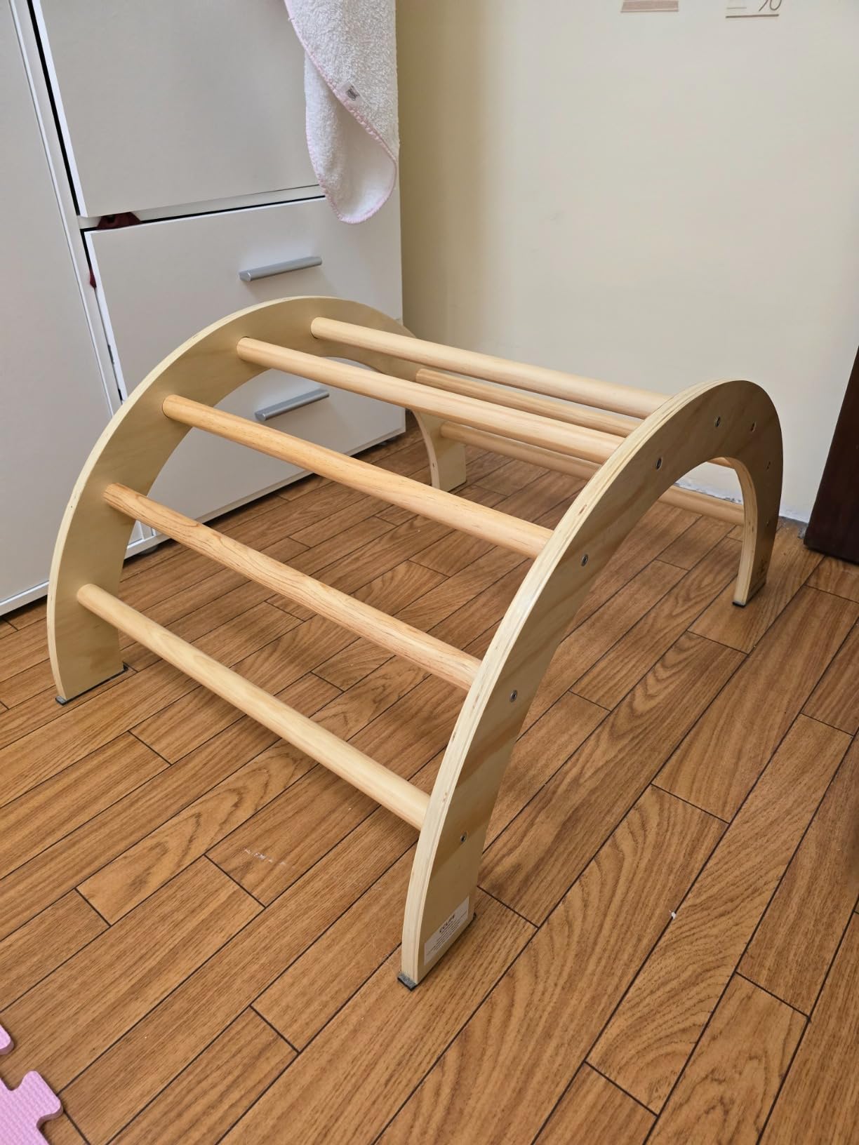 Avis Arche d’escalade Montessori CCLIFE : aire de jeux pour bébé et balançoire en bois