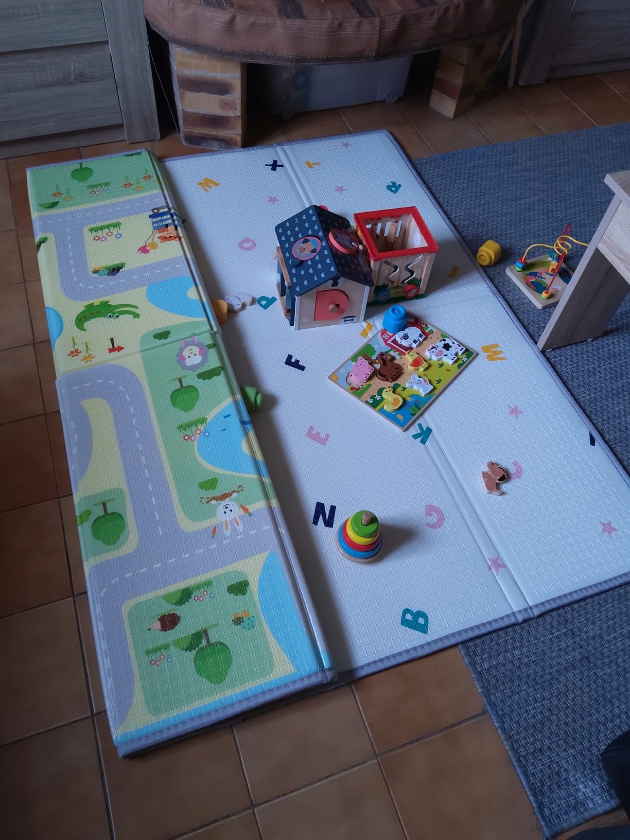 Avis Tapis de jeu Montessori XXL : développement sensoriel idéal pour bébé
