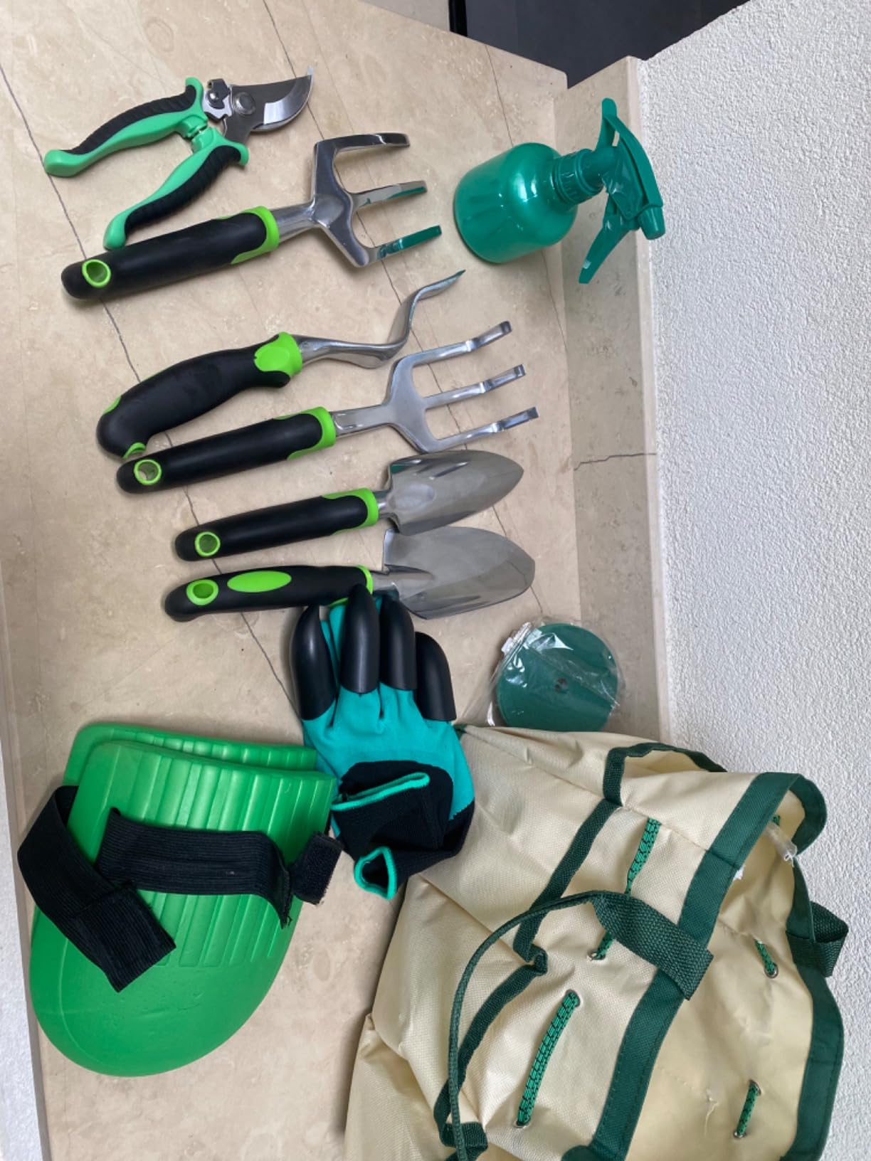 Avis Ensemble d’outils de jardinage Montessori Penobon pour enfants : le cadeau parfait pour les petits jardiniers