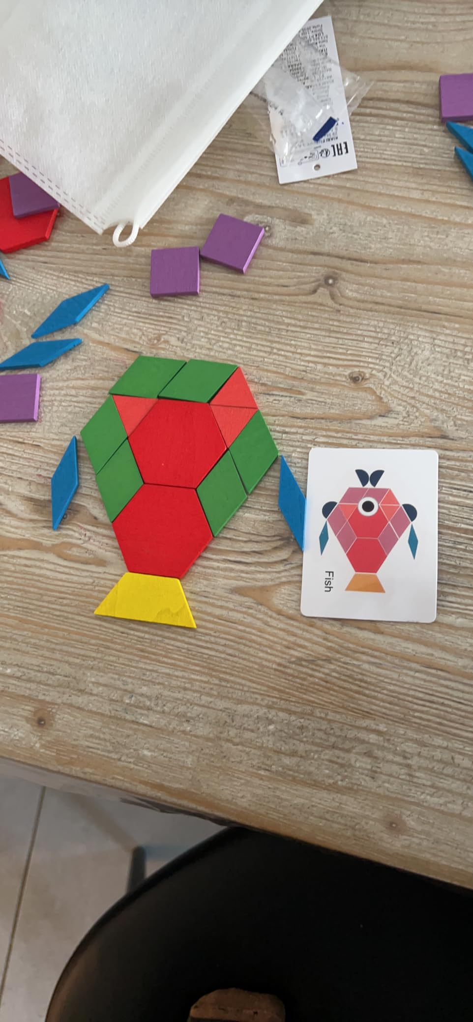 Avis Puzzle Tangram Montessori en bois : jouet éducatif pour enfants de 3 à 7 ans