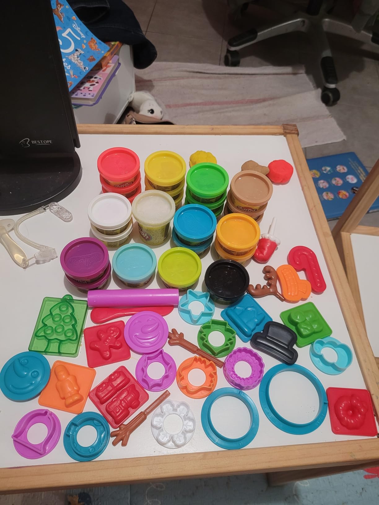 Avis Calendrier de l’Avent Montessori Play-Doh pour enfants dès 3 ans : plus de 24 surprises