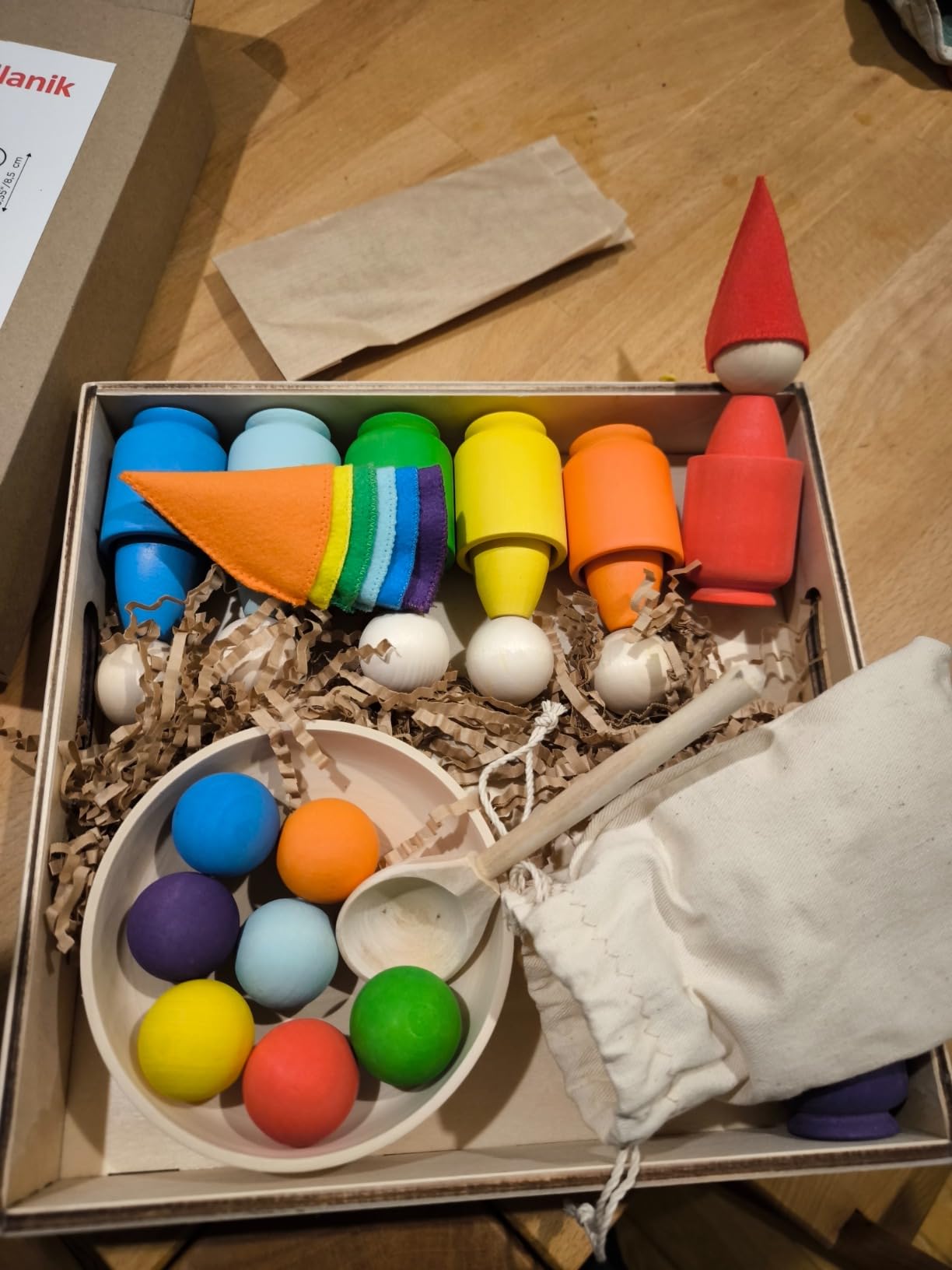 Avis Jouet Montessori Ulanik : apprentissage du comptage et tri de couleur avec poupées et balles
