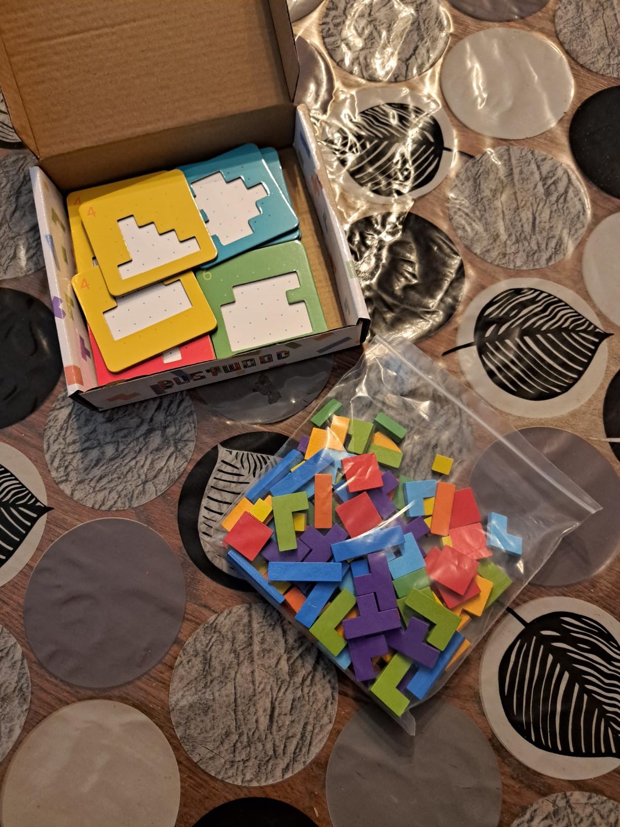 Avis Puzzle tangram Montessori en bois Jastown 120 pièces pour enfants de 3 à 7 ans