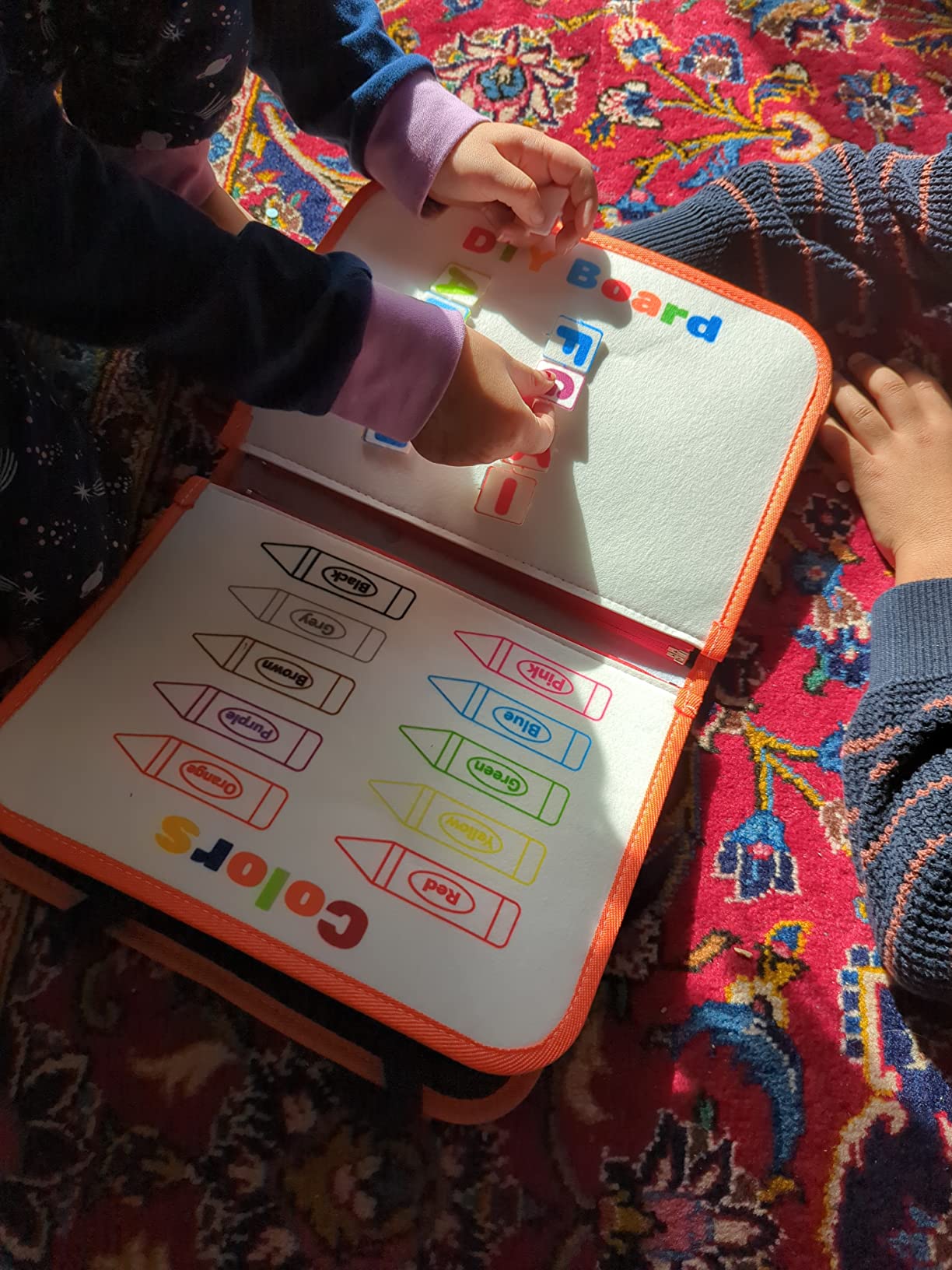 Avis Planche d’activité Montessori Achiyway 4 couches pour bébé 1-4 ans : un jouet éducatif pour voyage et motricité fine