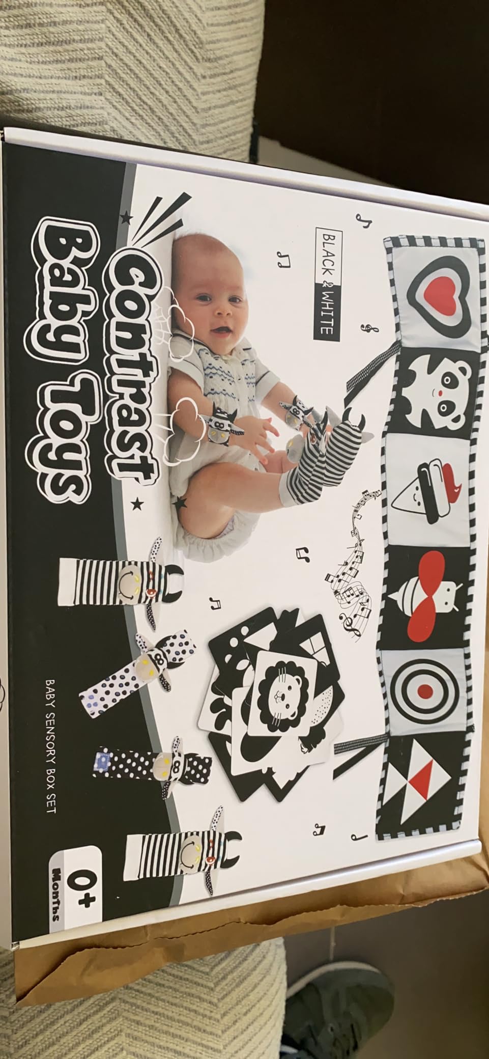 Avis Livre sensoriel Montessori HappyKidsClub : le jouet idéal pour l’éveil de bébé 0-12 mois