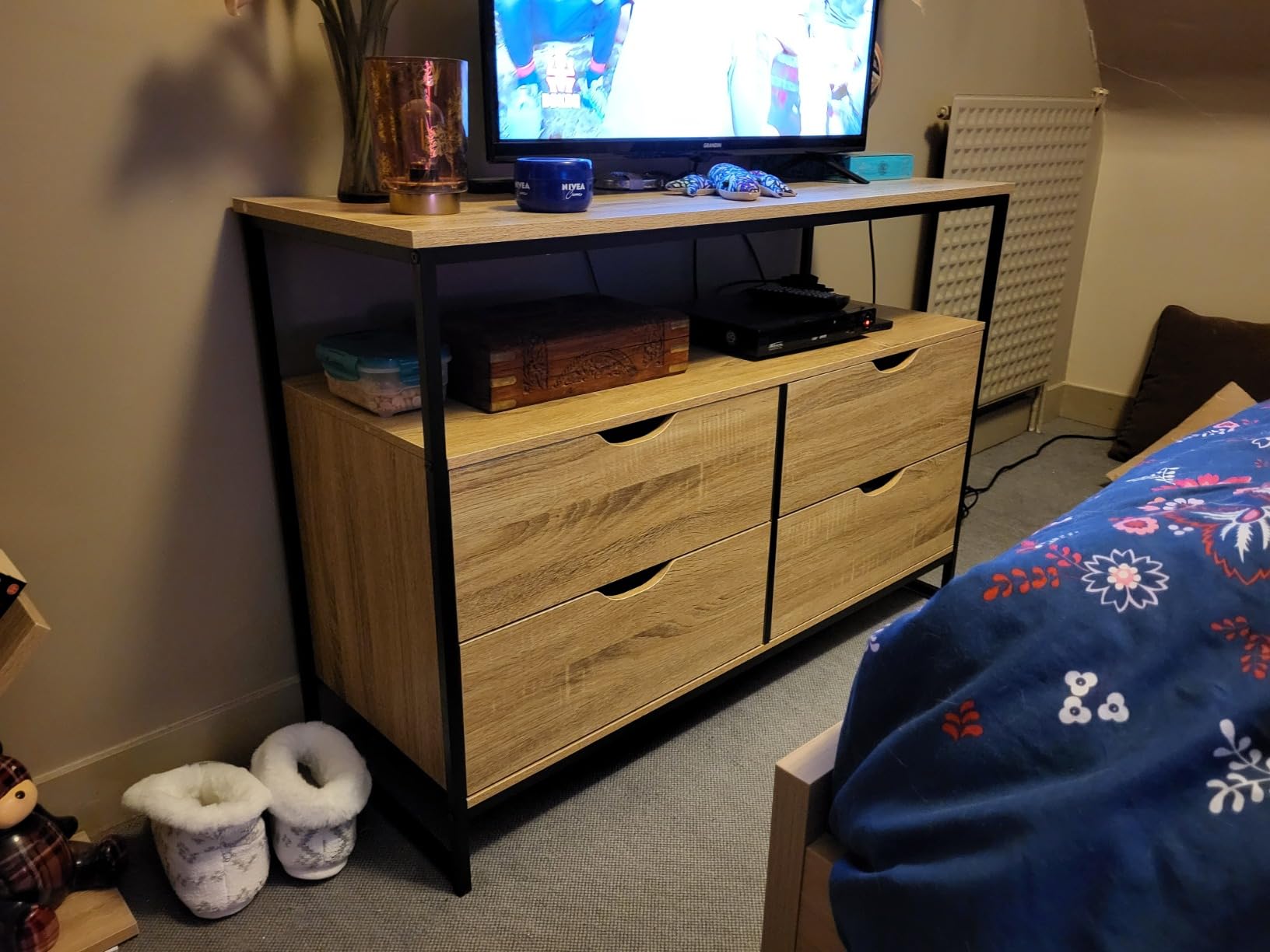 Avis Commode Montessori 4 tiroirs Detroit au design industriel