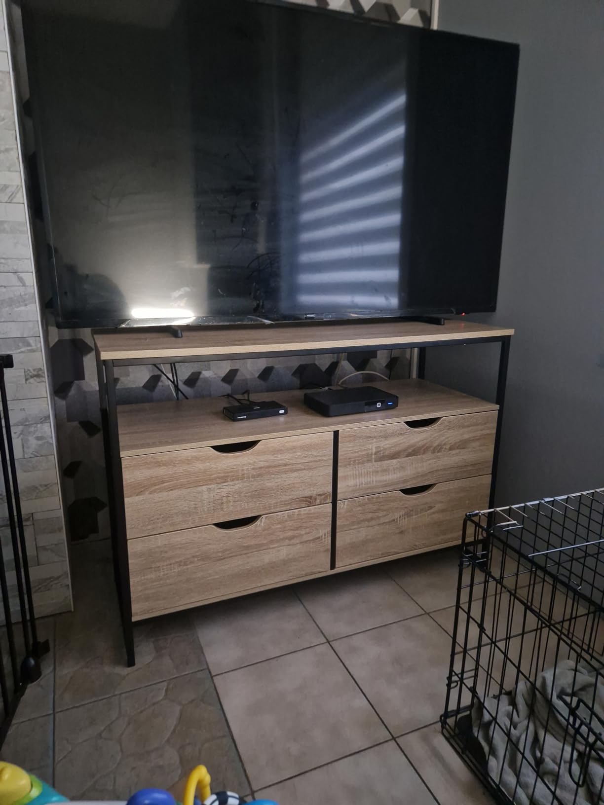 Avis Commode Montessori 4 tiroirs Detroit au design industriel