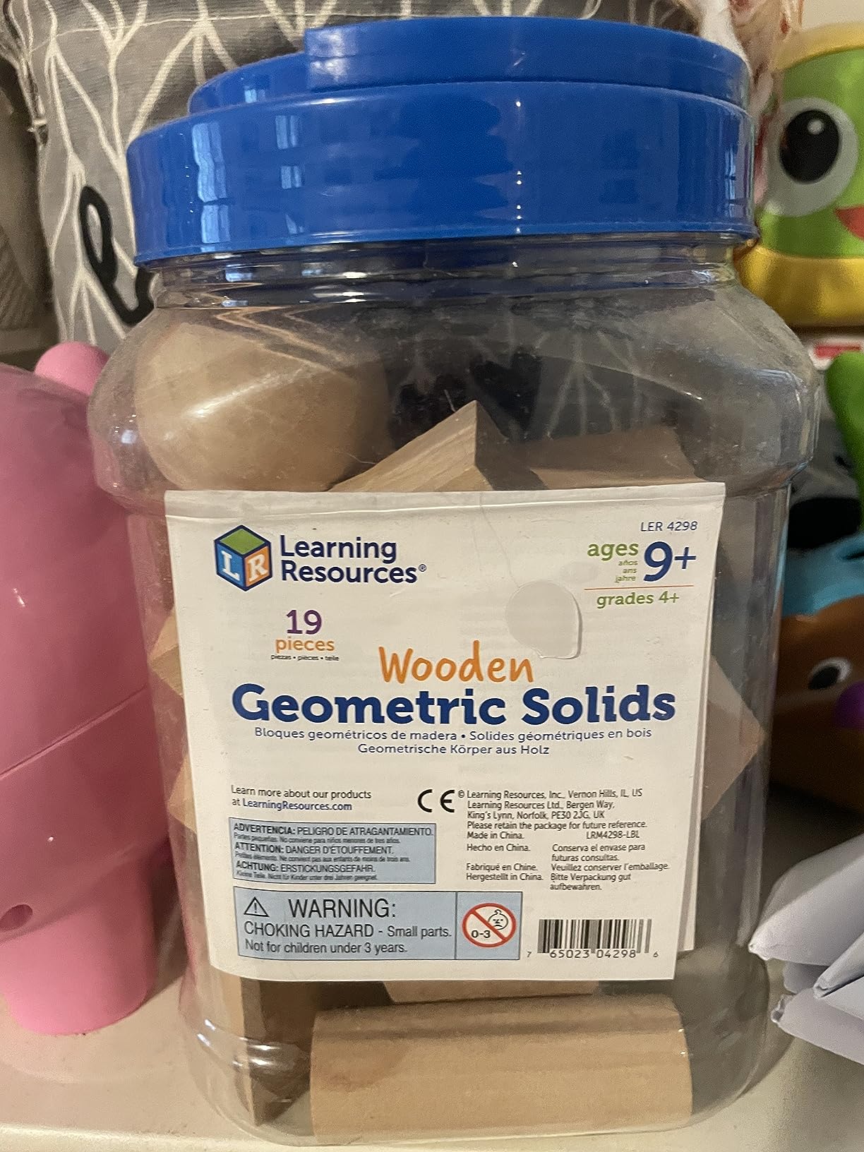 Avis Jeu de solides géométriques en bois Montessori : apprentissage ludique de la géométrie