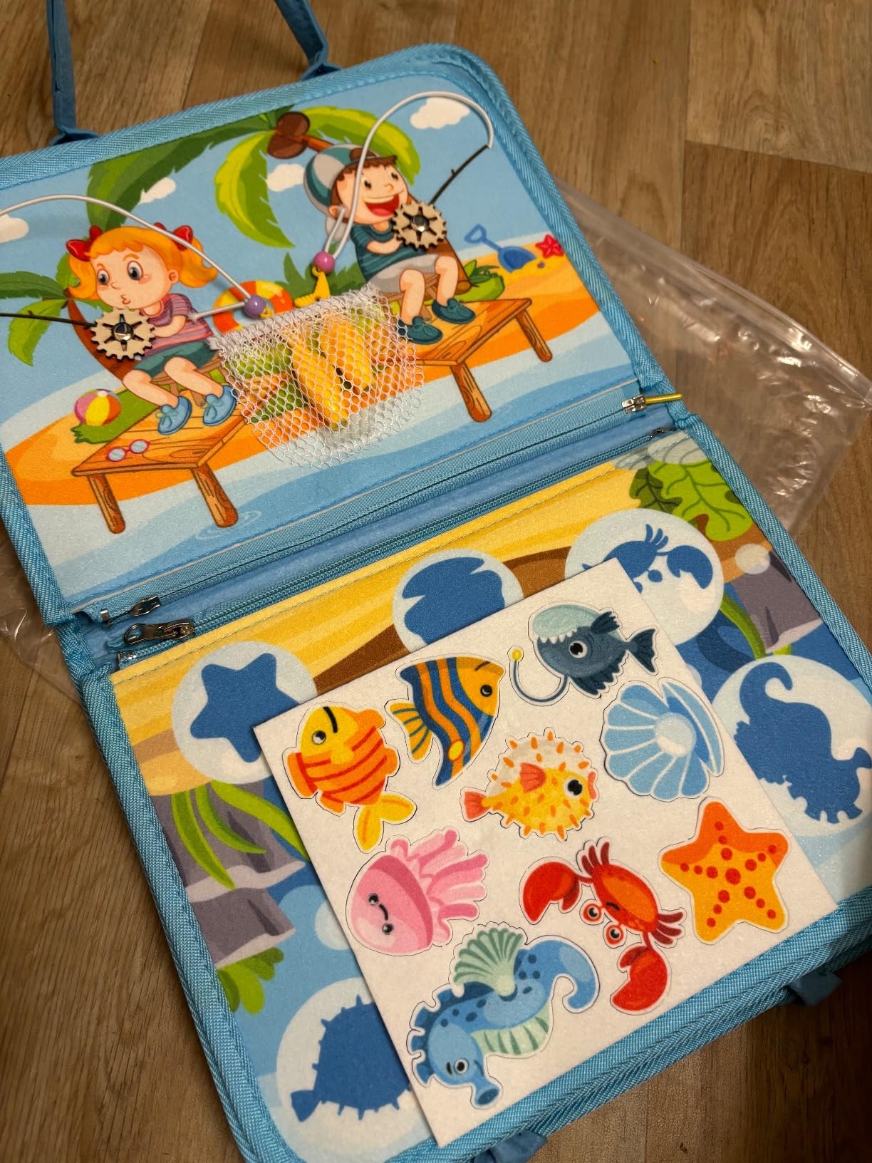 Avis Busy board Montessori Achiyway : le tableau d’activités éducatif pour enfants dès 2 ans