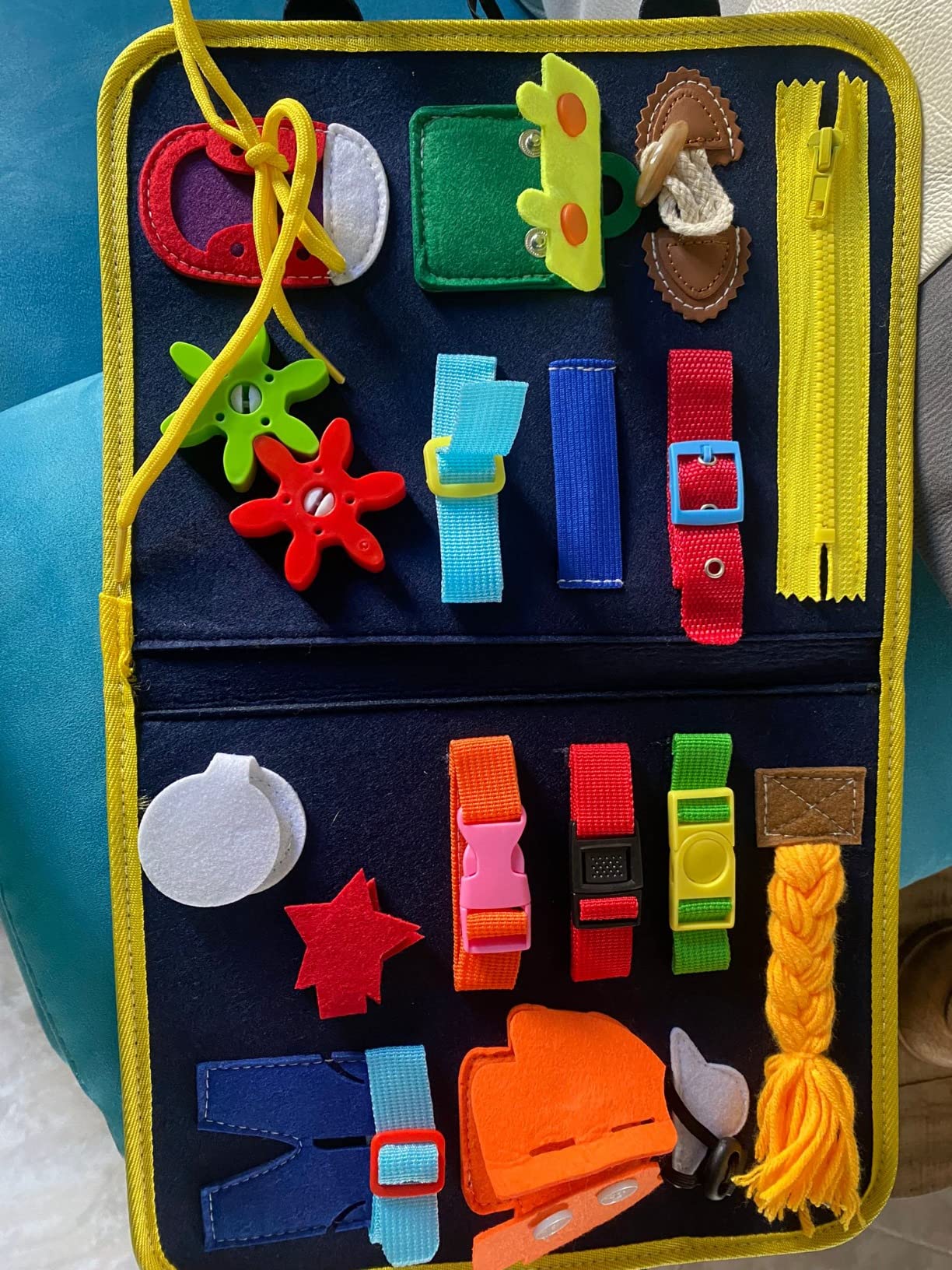 Avis Busy board Montessori rose pour bébé 1 à 4 ans : jouet éducatif avec puzzle