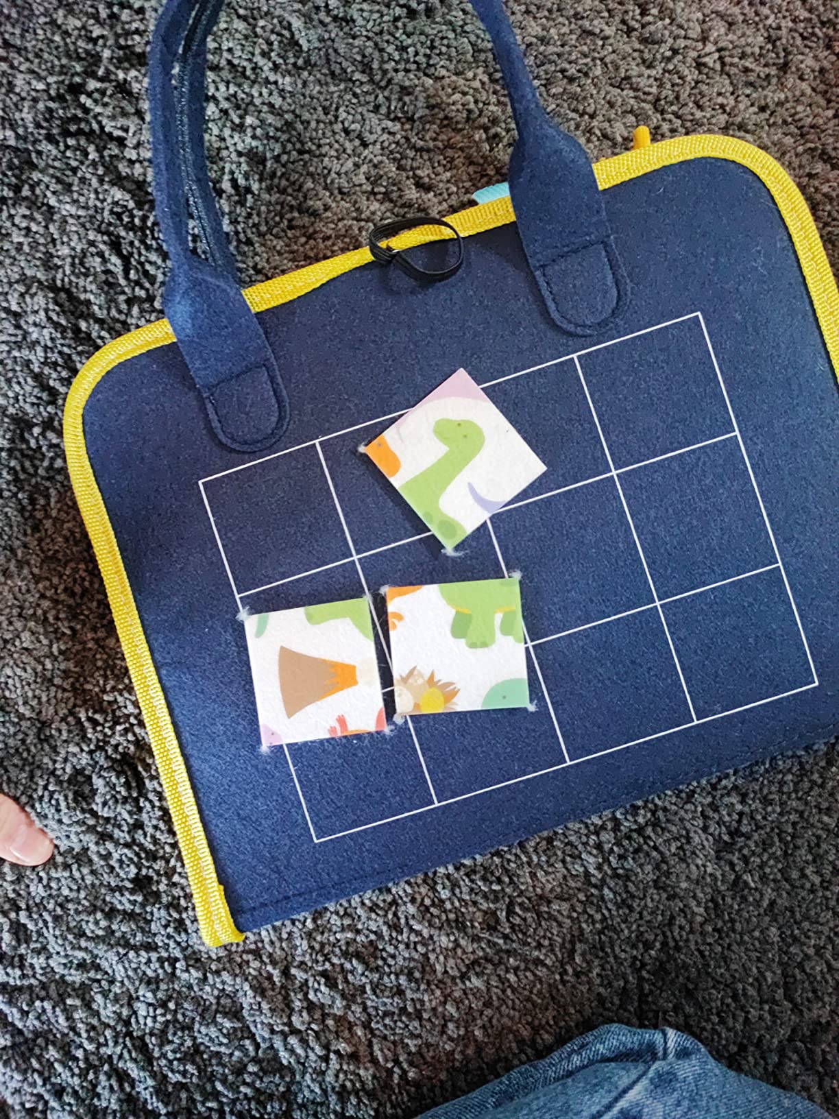 Avis Busy board Montessori rose pour bébé 1 à 4 ans : jouet éducatif avec puzzle