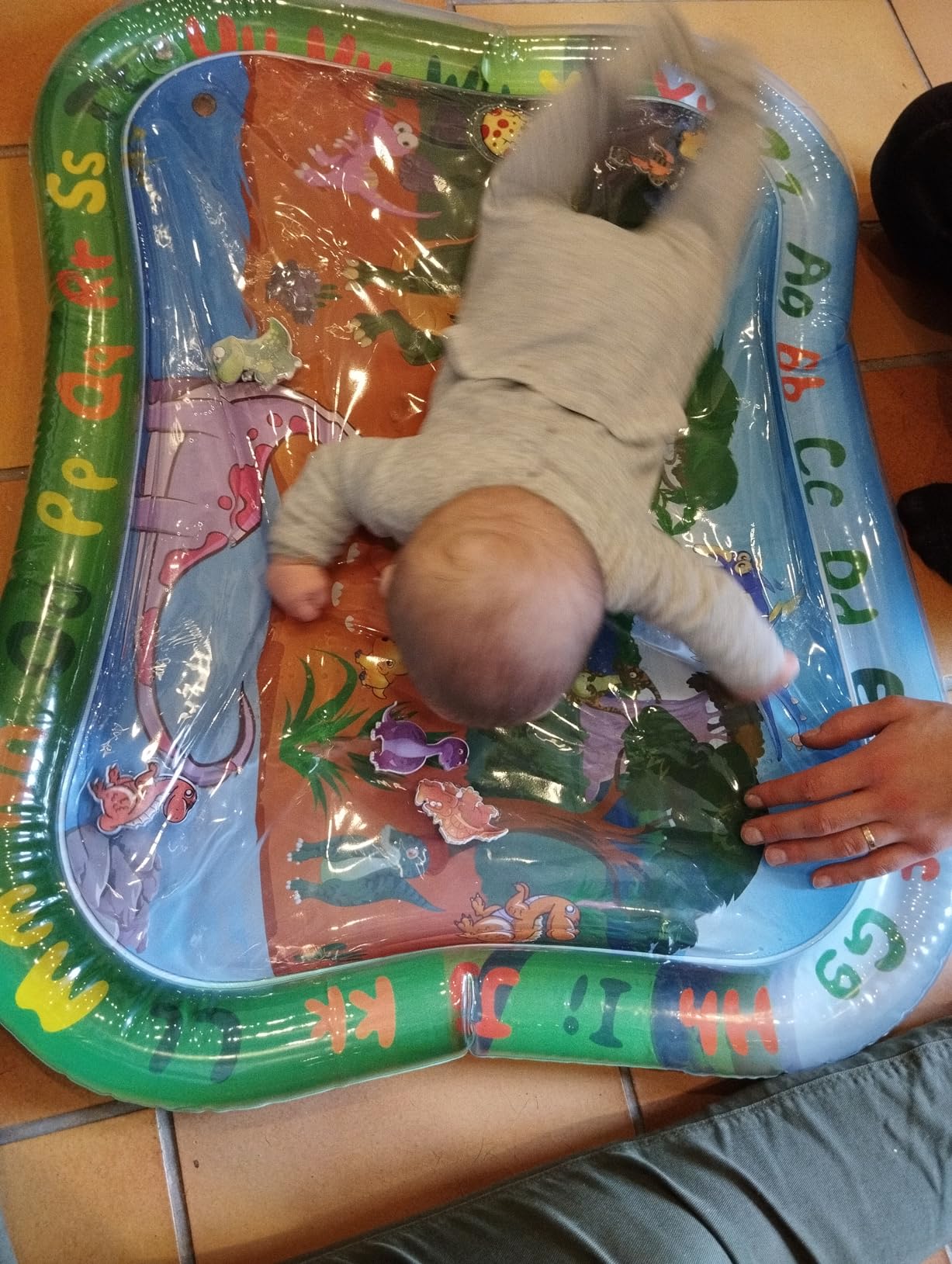 Avis Tapis d’eau Montessori GARNHLOB XXL pour bébé : le cadeau idéal dès 3 mois