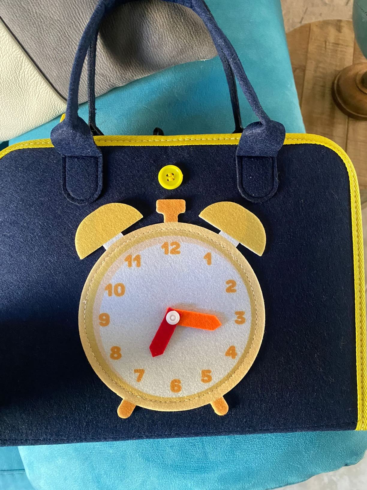 Avis Busy board Montessori rose pour bébé 1 à 4 ans : jouet éducatif avec puzzle