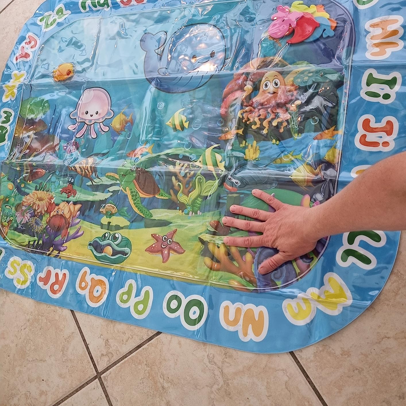 Avis Tapis d’eau Montessori GARNHLOB XXL pour bébé : le cadeau idéal dès 3 mois