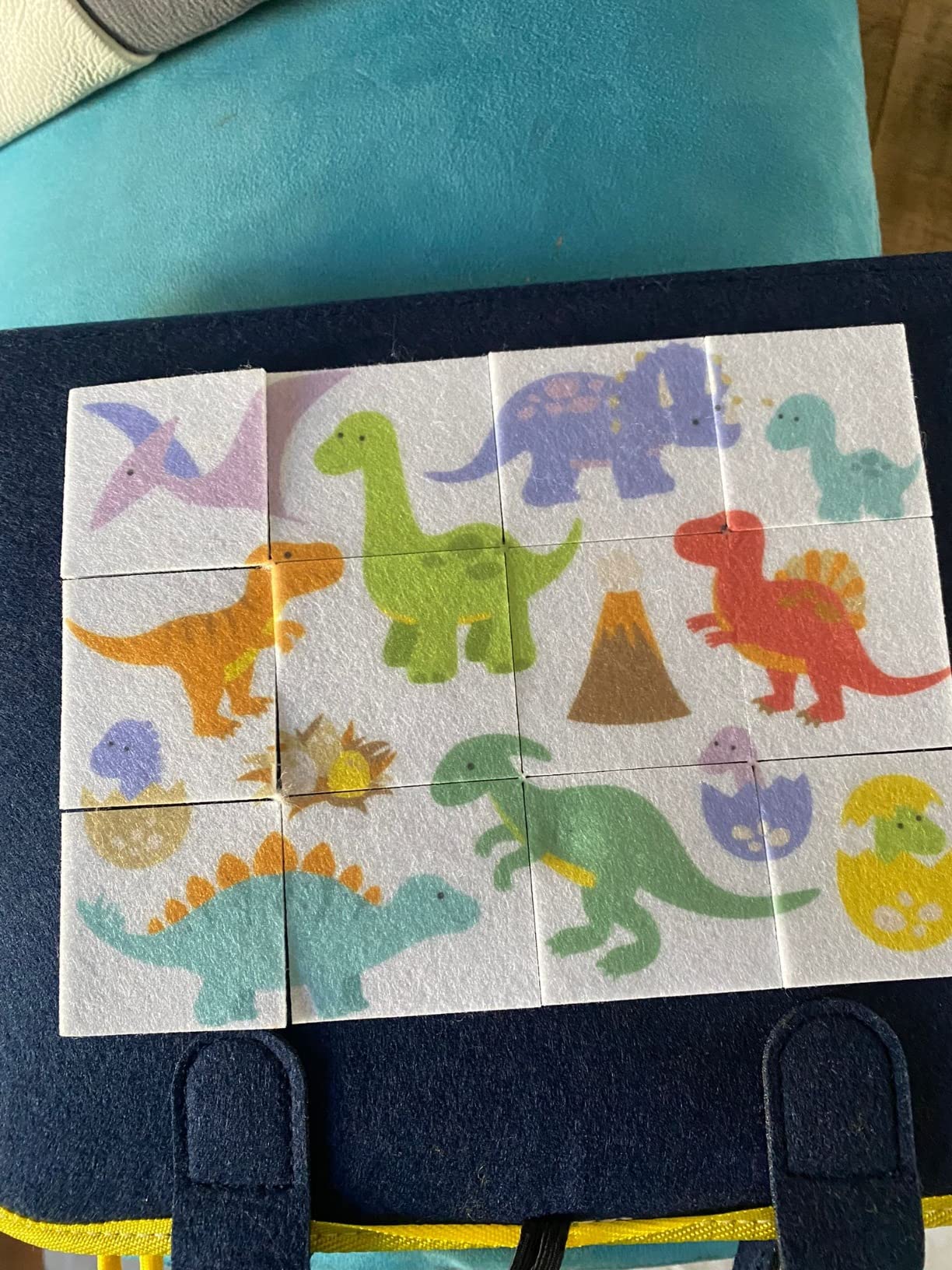 Avis Busy board Montessori rose pour bébé 1 à 4 ans : jouet éducatif avec puzzle