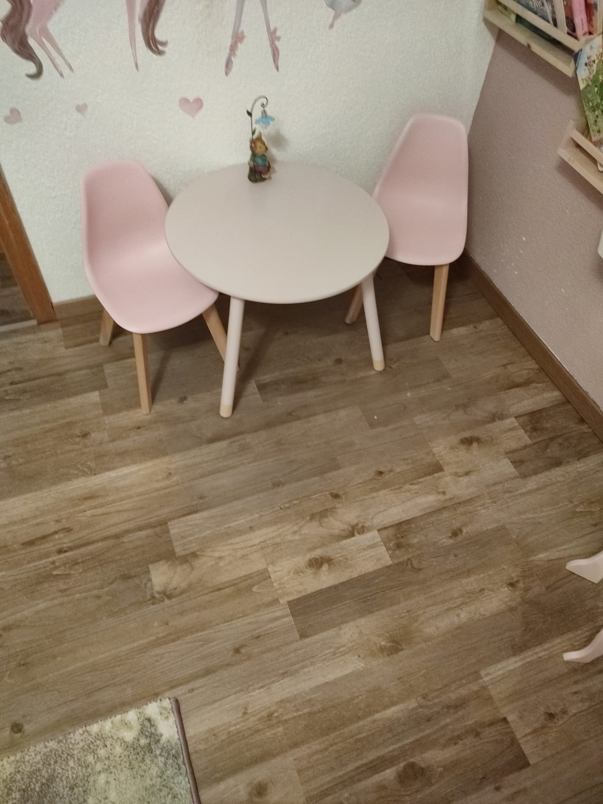 Avis Table ronde Montessori en bois blanc pour enfants – Atmosphera créateur d’intérieur