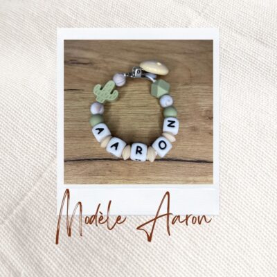 Attache tétine personnalisé modèle Aaron
