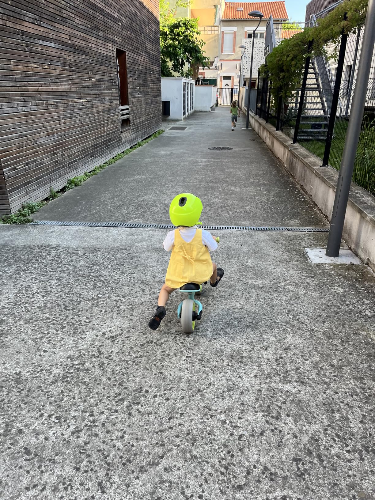 Avis Chariot de marche en bois pour bébé avec activités et contrôle de vitesse
