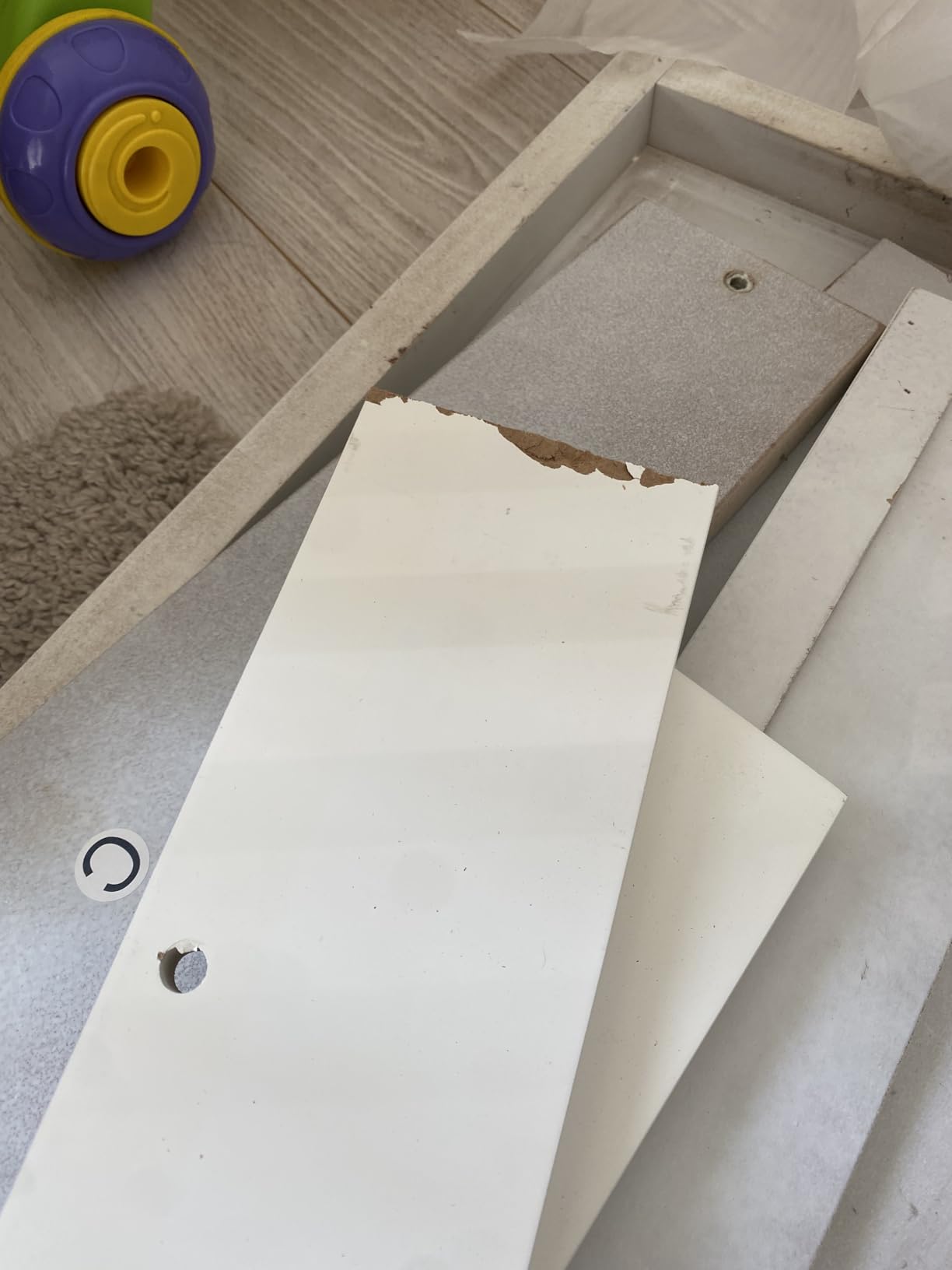 Avis Table enfant multifonction avec chaises et rangement pour activités éducatives