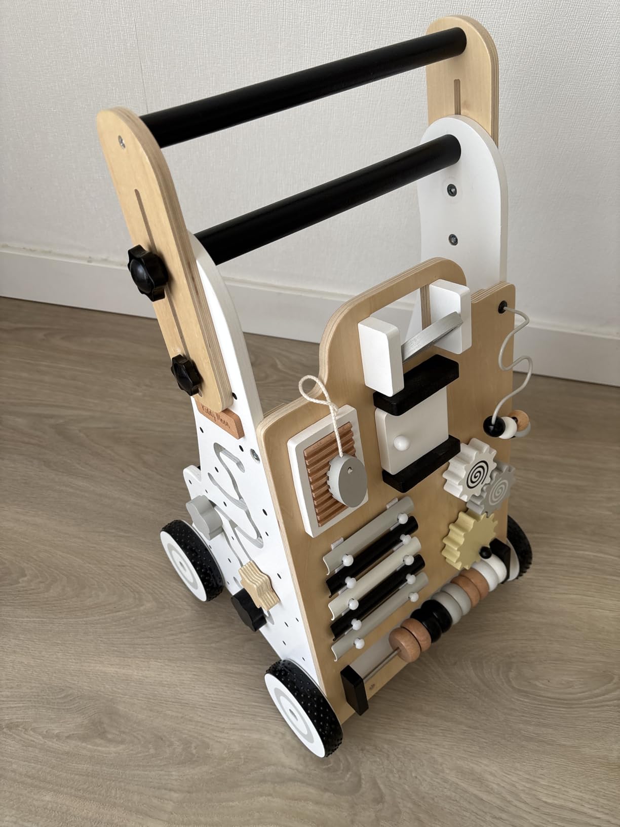 Avis Piscine à balles pour bébé avec 300 balles montessori