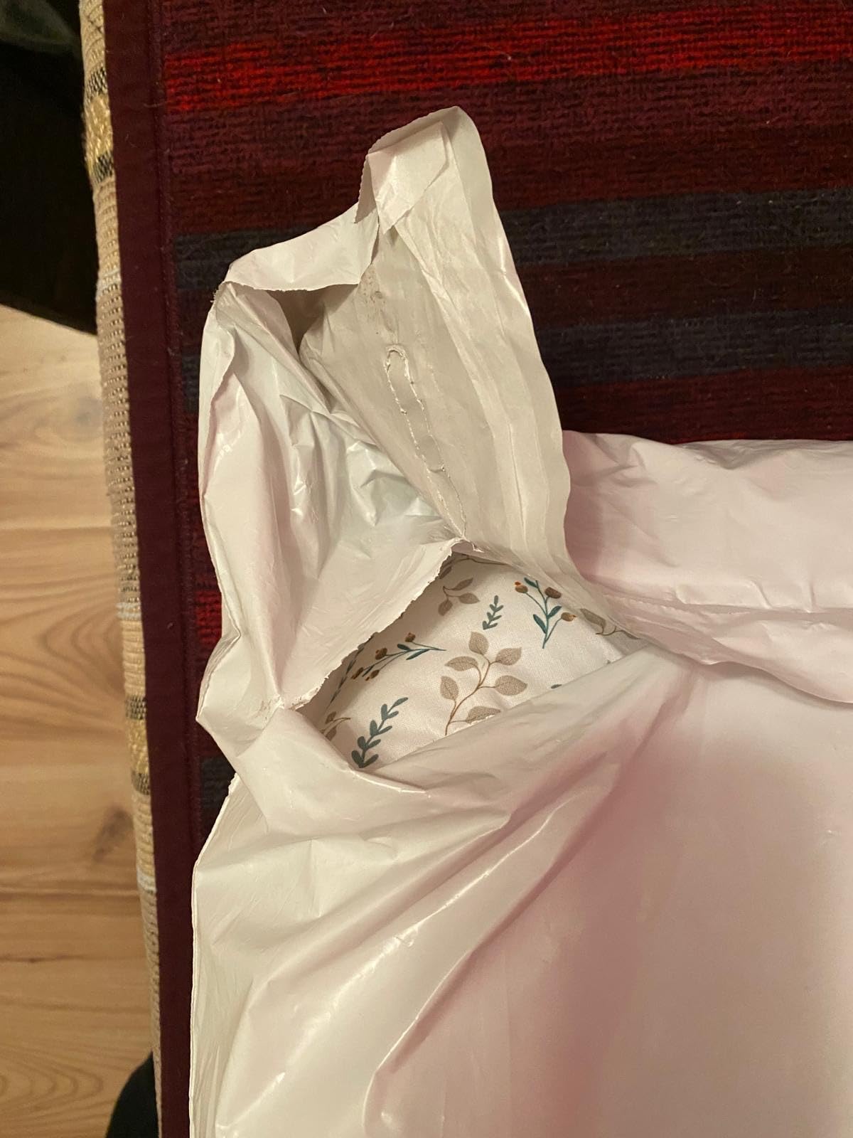 Avis Réducteur de lit bébé montessori en coton doux baleines bleues