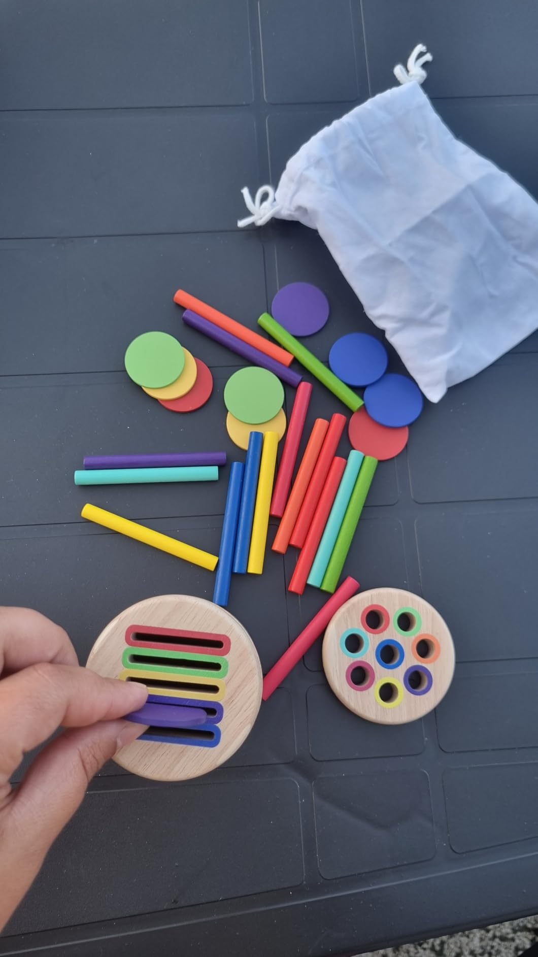 Avis Jouet montessori en bois pour apprendre les couleurs et la motricité fine