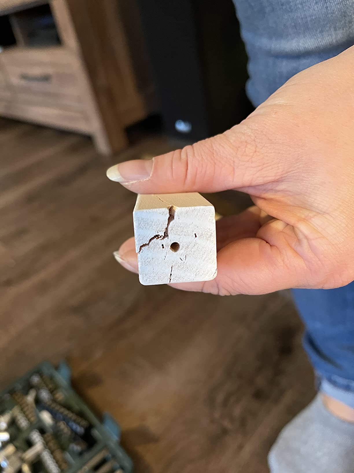 Avis Porte-manteau enfant blanc en bois montessori