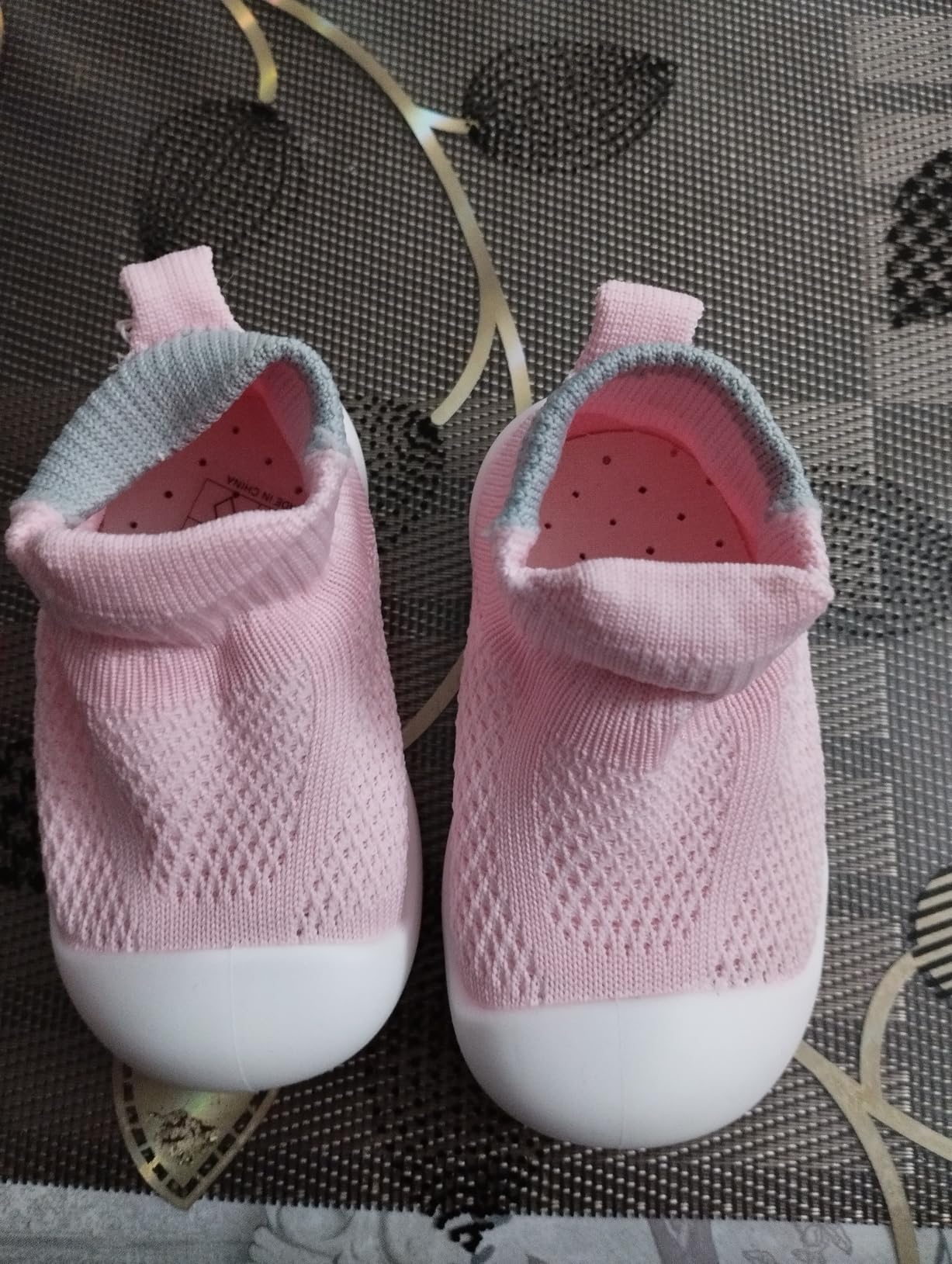 Avis Chaussons bébé montessori premiers pas doux et respirants