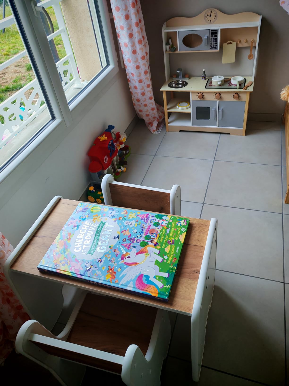 Avis Tour d’escalade en bois avec toboggan et balançoire pour enfants