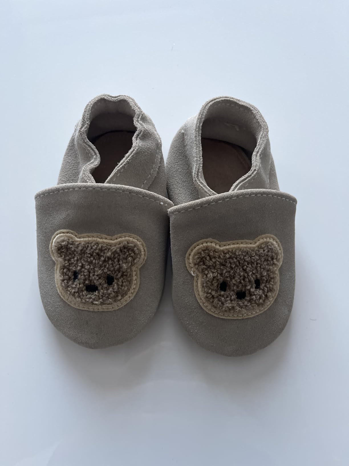 Avis Chaussons bébé en cuir souple antidérapants premiers pas