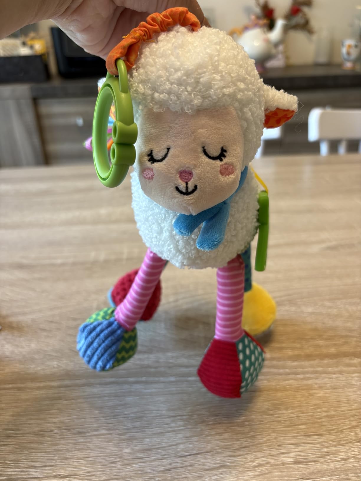 Avis Jouet sensoriel bébé 0-12 mois avec hochet et anneau de dentition