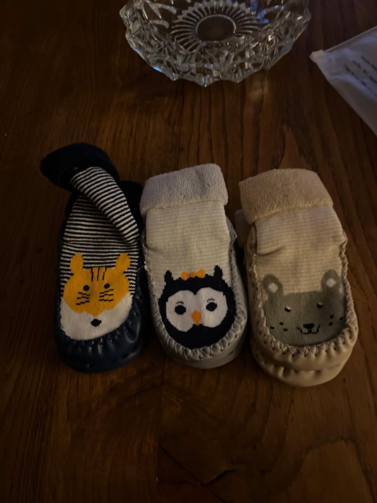 Avis Chaussettes pantoufles antidérapantes chaudes hiver pour enfant
