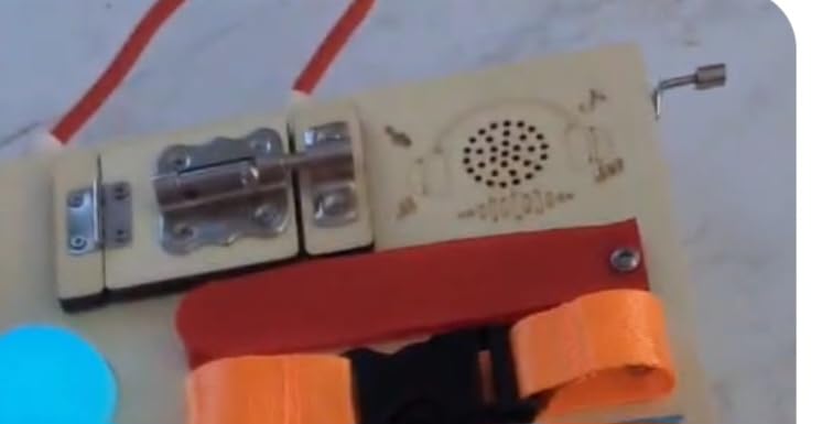 Avis busy board montessori 23 en 1 jouet éducatif sensoriel en bois pour enfants