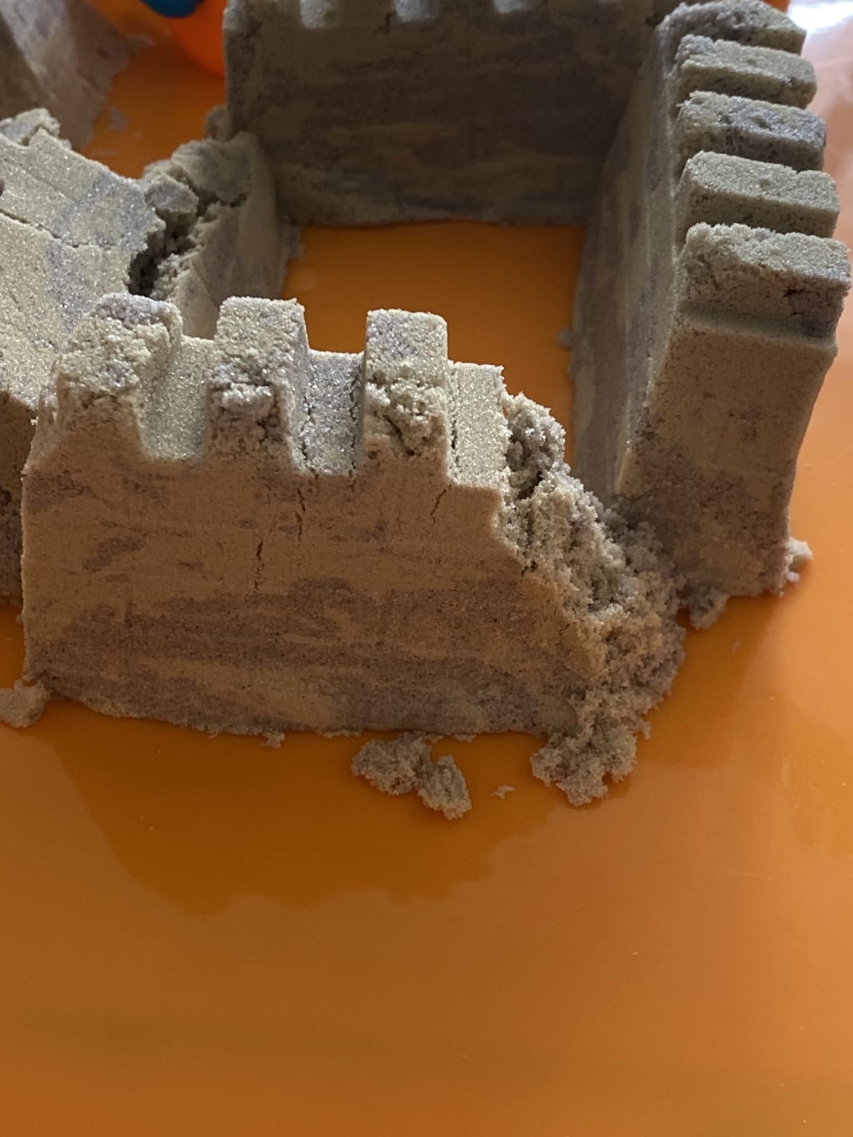 Avis Sable magique 0,9 kg avec bac à sable pour enfants dès 3 ans