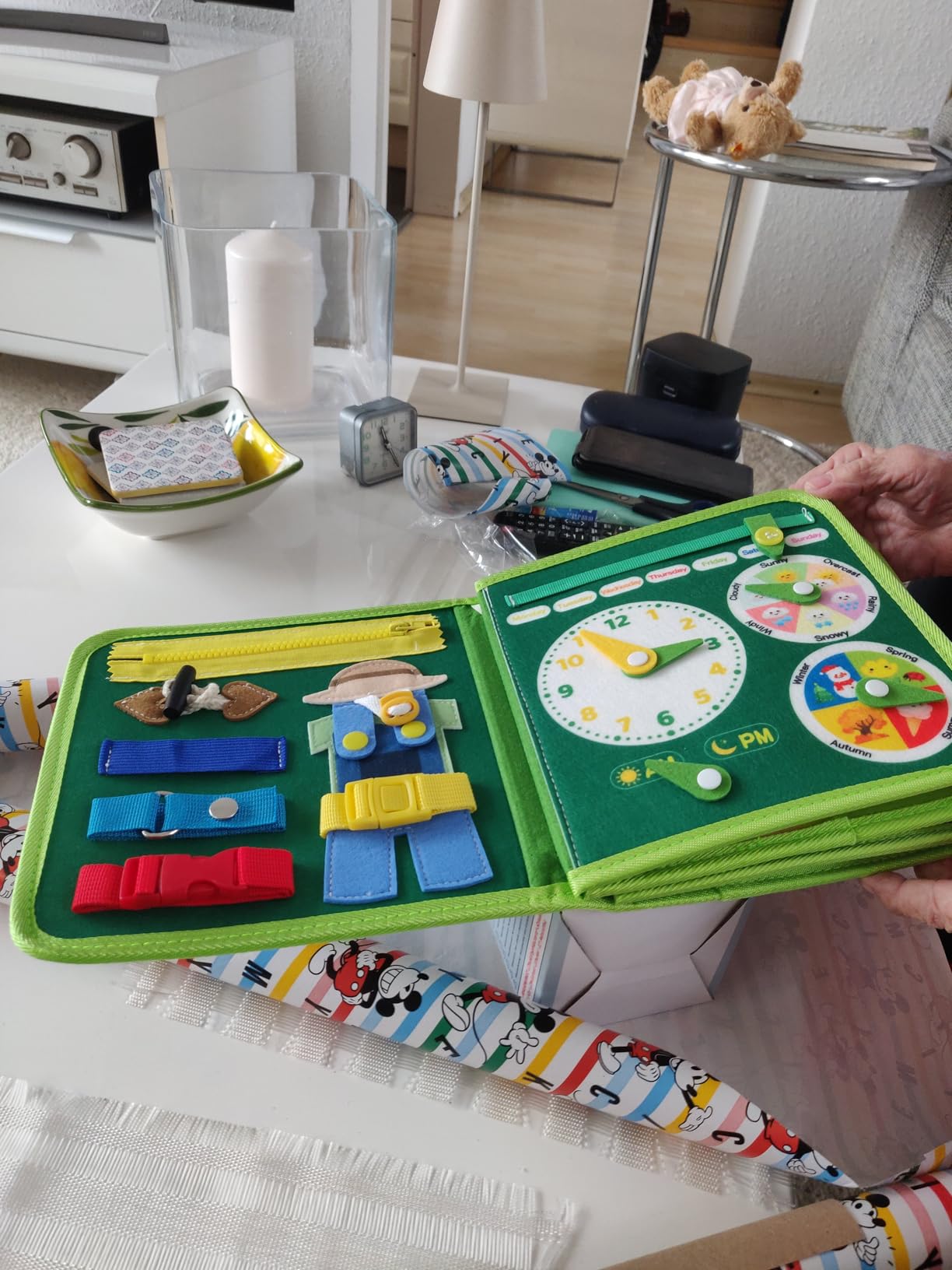 Avis busy board montessori pour enfants de 2 à 3 ans