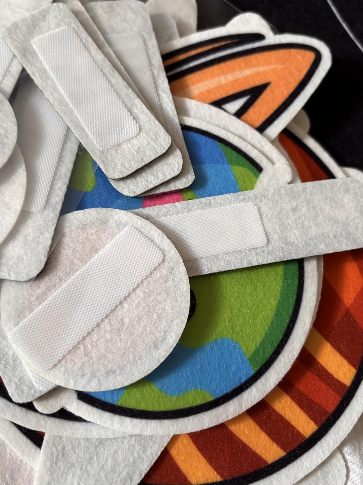 Avis Découvrir le système solaire avec un jouet Montessori pour enfants de 4 ans