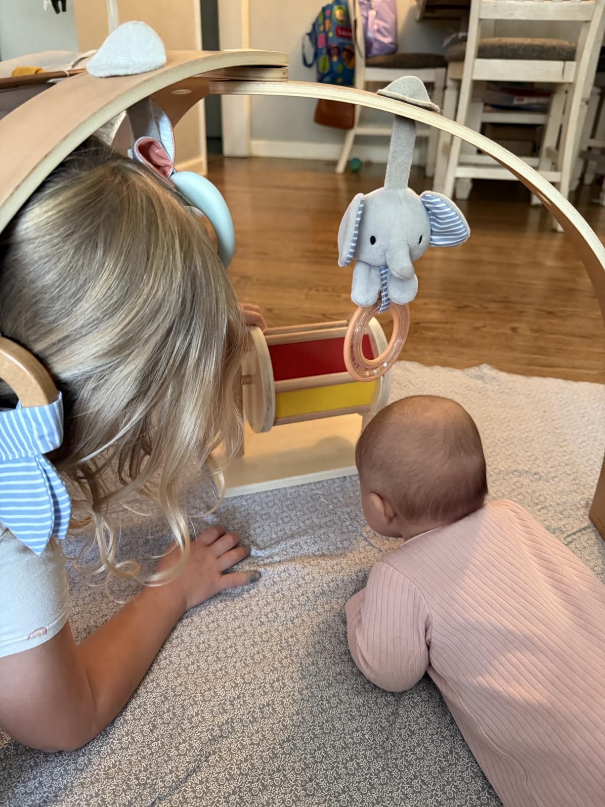 Avis Jouet montessori en bois avec miroir et cloche pour bébé 6 mois et plus