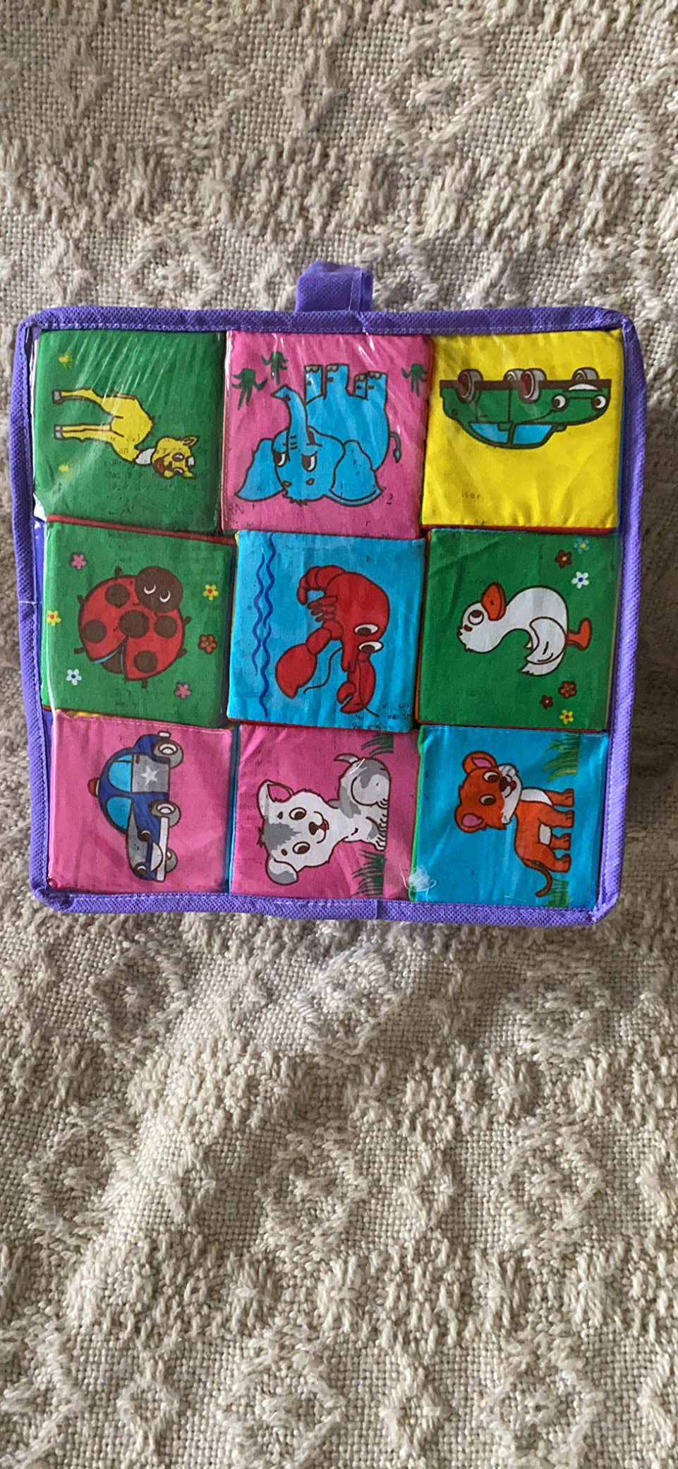 Avis Cube d’activités et jouets d’éveil Montessori pour bébé 6-12 mois