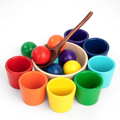 Jeu de tri Montessori en bois avec balles arc-en-ciel