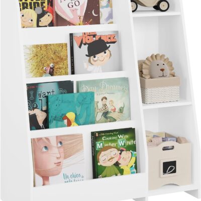 bibliothèque montessori pour enfants avec étagères et compartiments