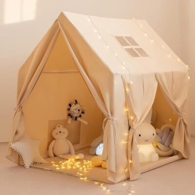 cabane enfant interieur tissu beige pour jeu et lecture